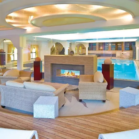 Familien Mozart 4*