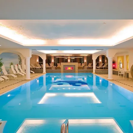 Familien Mozart Hotel Ried im Oberinntal